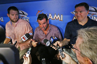 Derek Jeter comprará por US$1.200 MM los Marlins