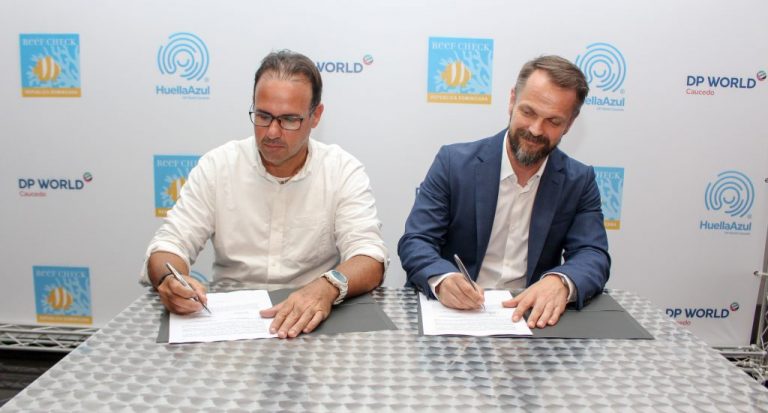 DP World Caucedo firma convenio de colaboración con Reefchek