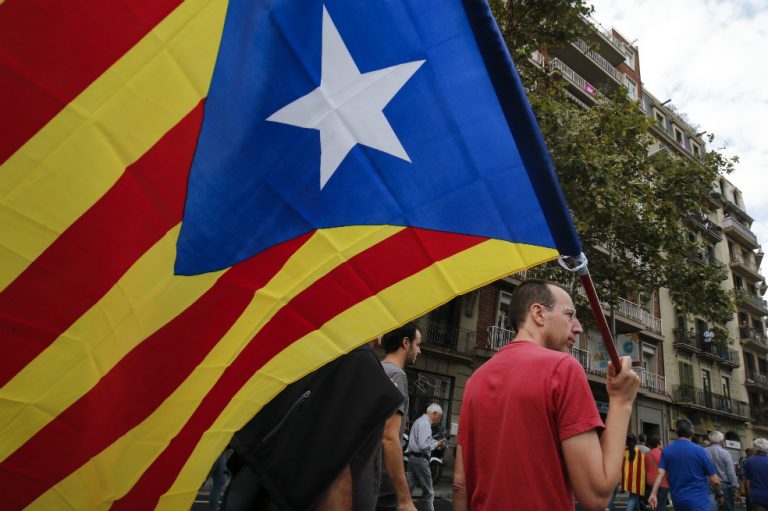 Crisis de Cataluña costó mil millones de euros