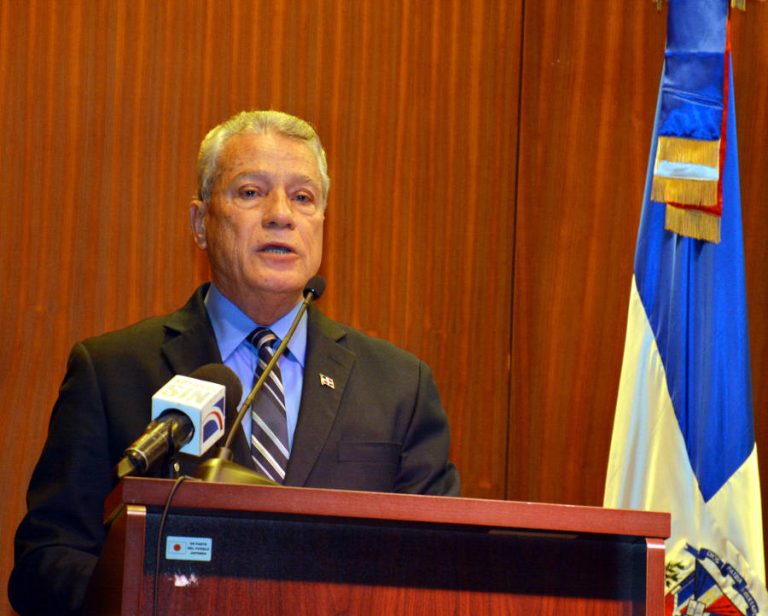 Toca Simó espera RD supere cifra de US$10,000 MM en exportaciones