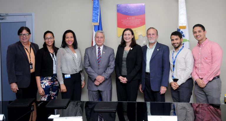 Firman acuerdo para favorecer desarrollo de comunidades rurales