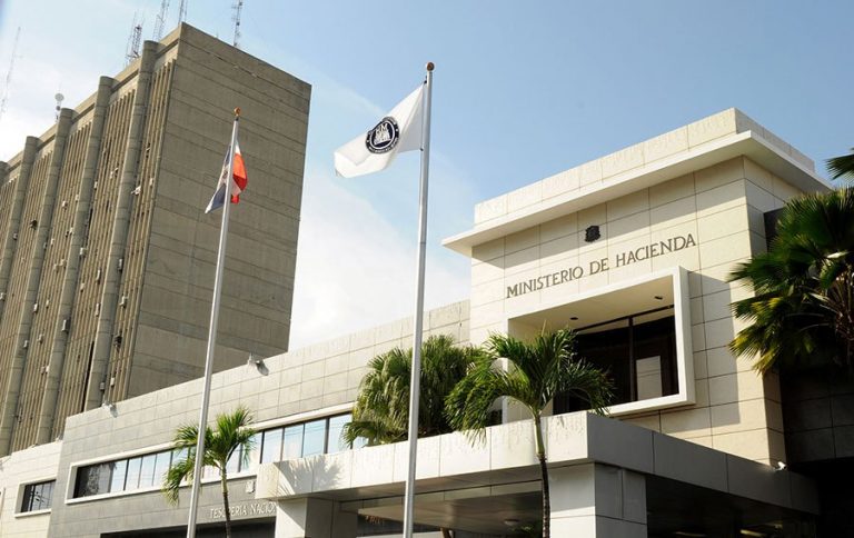 Ministerio de Hacienda emite resolución para prevención lavado de activos