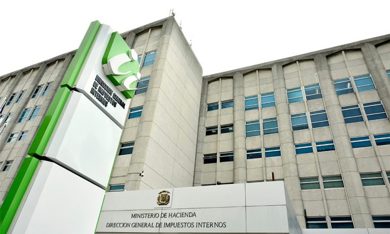 DGII anuncia inicio temporada renovación de marbetes de vehículos de motor