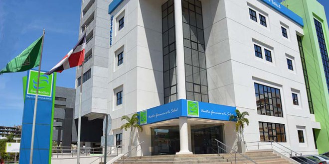 SeNaSa invirtió RD$820 MM en cirugías de catarata entre 2016 y 2017