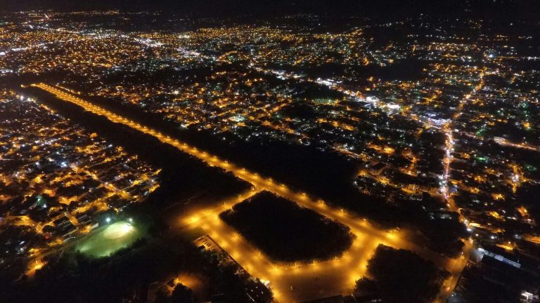 Gobierno dispone apertura del parque central de Santiago