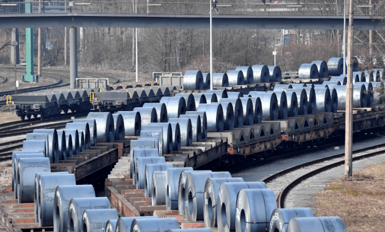 Socios EEUU advierten de riesgos de guerra comercial por imponer aranceles