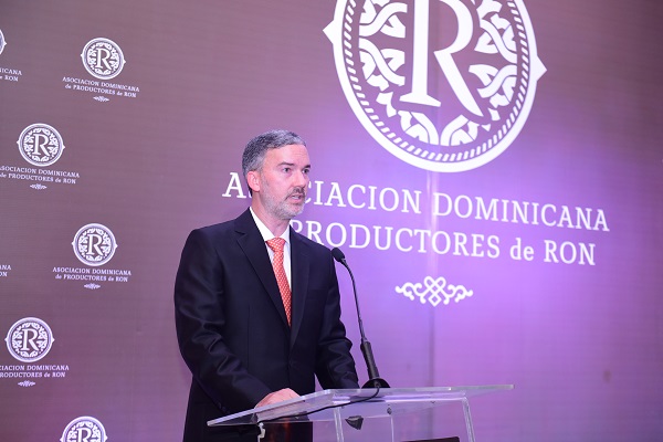 Productores Ron aportan 1,500 empleos  y produce seis millones de cajas al año