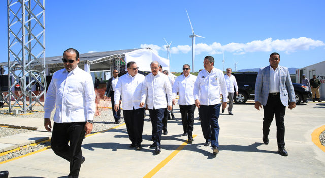 Danilo Medina Inauguró primera fase del Parque Eólico Agua Clara
