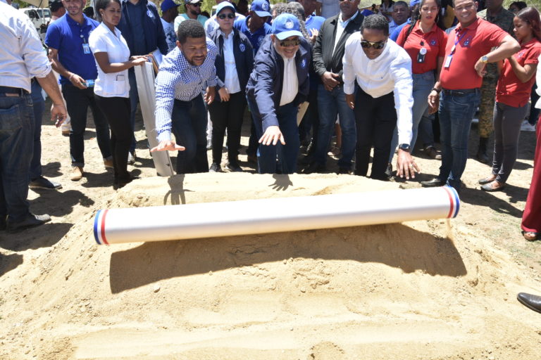 Gobierno invertirá RD$220 millones en obras zona costera de Montecristi