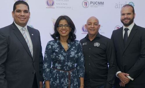 Cervecería Nacional Dominicana capacita 630 colmaderos de la zona sur