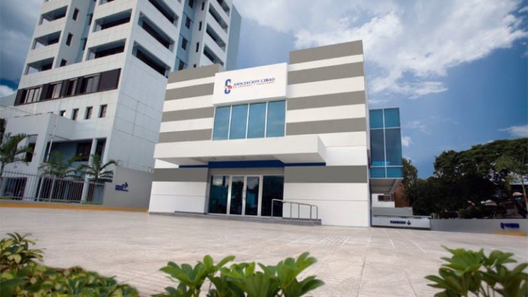 Fitch Ratings destaca   atributos de Asociación Cibao de Ahorros y Préstamos