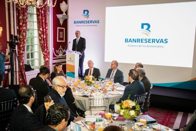 Madrid: Banreservas presenta plan para el desarrollo de Pedernales