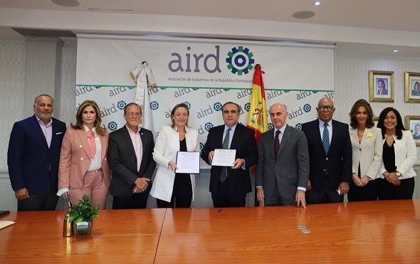 AIRD y EOI firman acuerdo para impulsar campo investigación en RD
