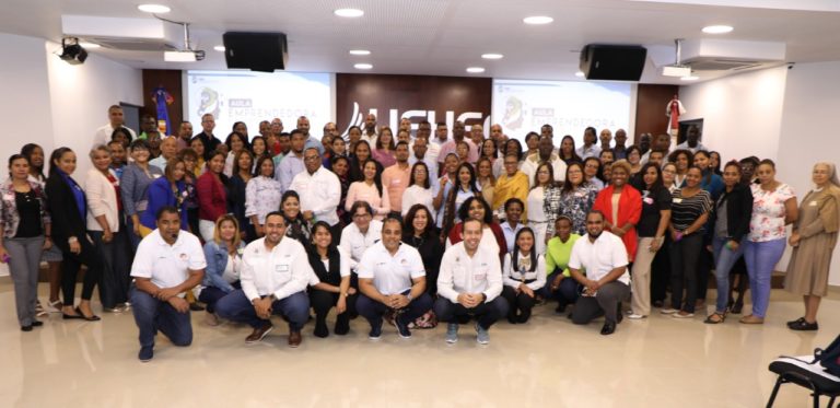 MICM pone en marcha Aula Emprendedora para educar formadores