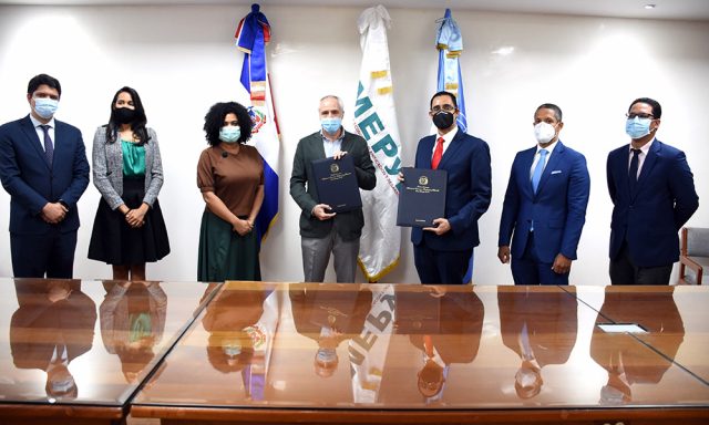 Ministerio de Economía, Planificación y Desarrollo y la FAO firman  acuerdo