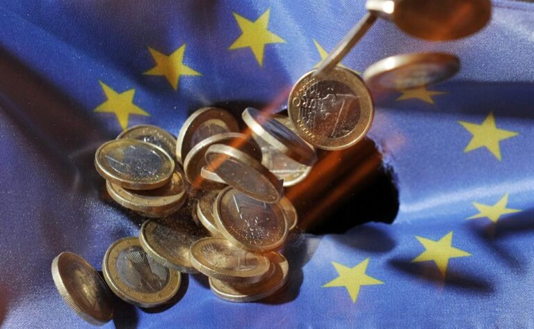 El euro supera los US$1,0750 dólares