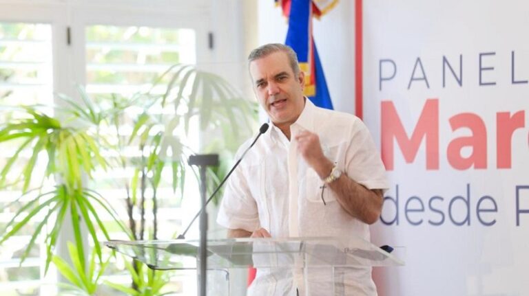 Luis Abinader extenderá subsidios a empleados suspendidos