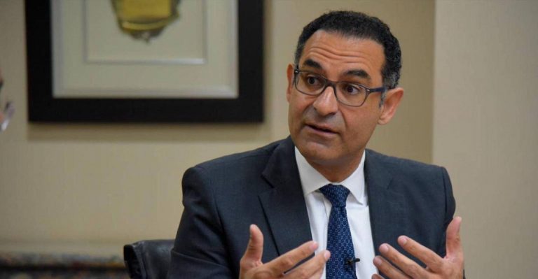 Jaime Aristy Escuder: Ministro de Energía y Minas miente sobre Punta Catalina