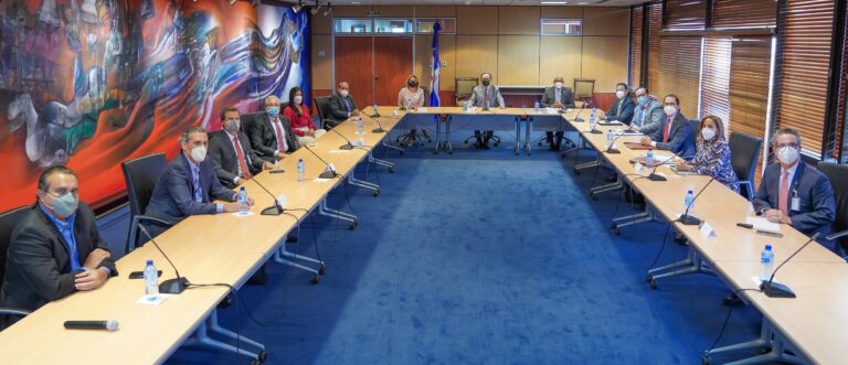 Banco Central dice que sector Zonas Francas se consolida y crece un 32.4% en marzo