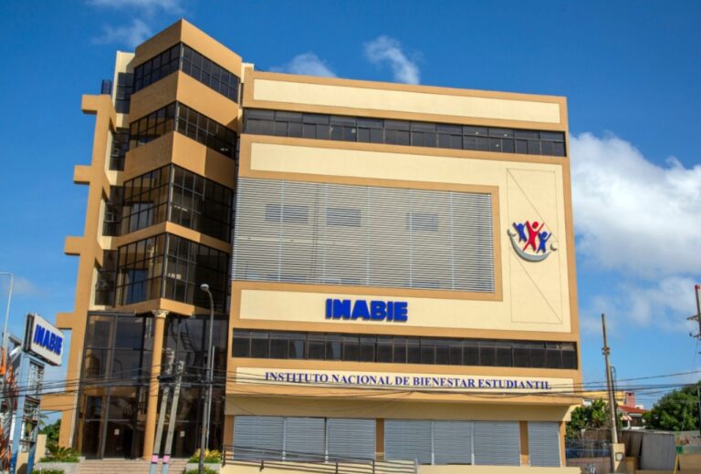 INABIE adquiere 22 millones de litros leche a nivel local