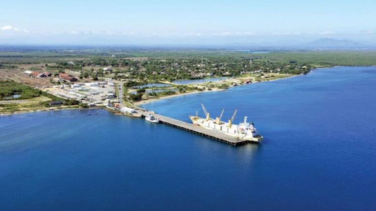 BID aprueba préstamo por US$100 millones para el Puerto de Manzanillo