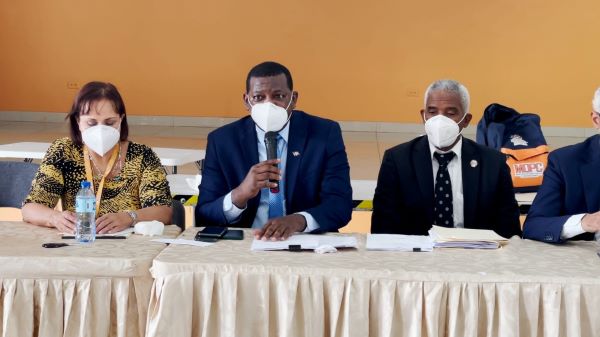 MOPC pavimentará calles y carreteras con inversión de RD$6,100 MM