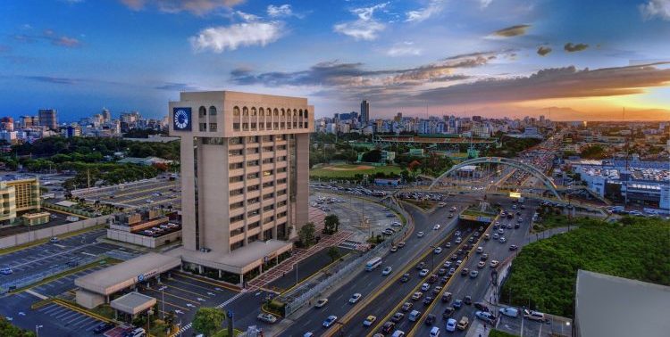 El Banco Popular recibe la certificación Digital First