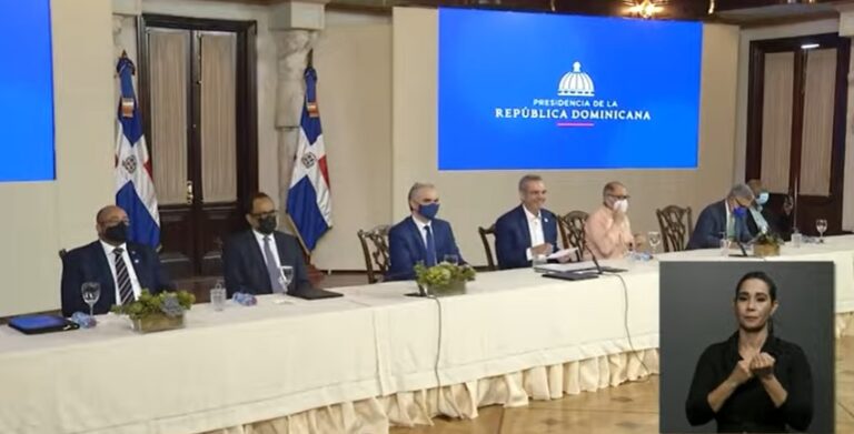 Gobierno dispone un aumento para pensionados