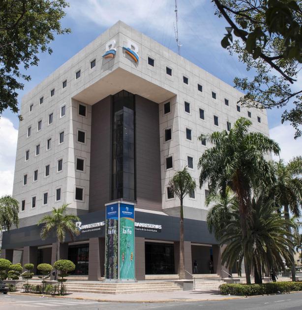 Banco de Reservas financia vacaciones mediante préstamos sin intereses