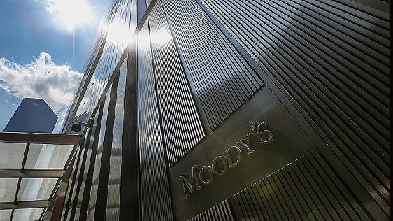Moody’s Investor Services sube calificación de RD por de deuda