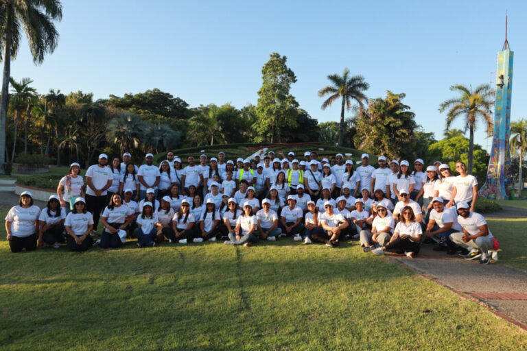 BHD participó en caminata «Dale Color A Mi Vida»