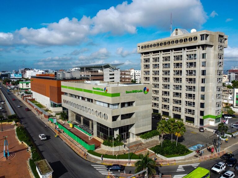 BHD arriba a su 52 aniversario  con una trayectoria reputacional destacada