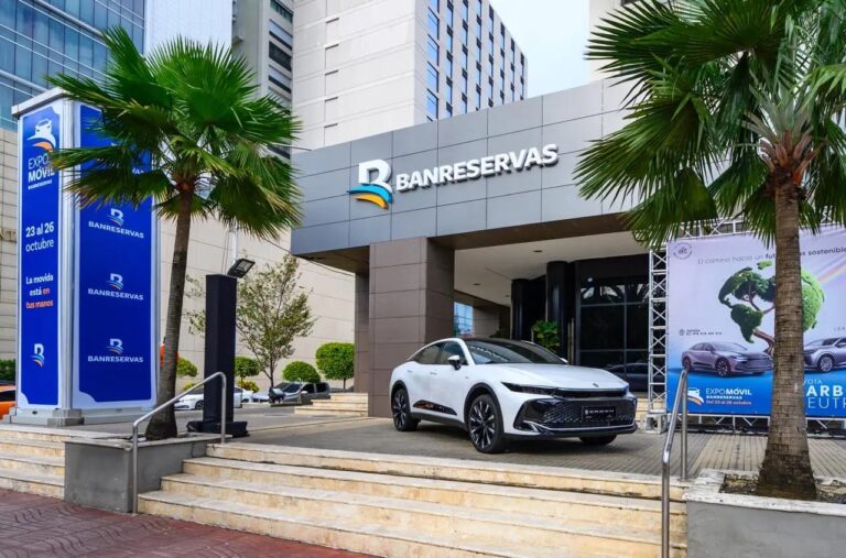 Banreservas anuncia feria de vehículos Expomóvil 2025