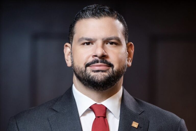 Banreservas designa nuevo vicepresidente Comunicaciones