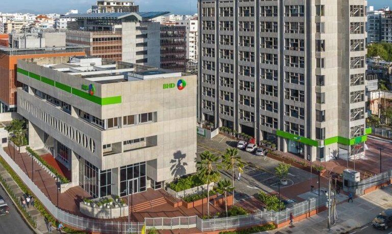 BHD lanza la primera cuenta digital para menores de edad