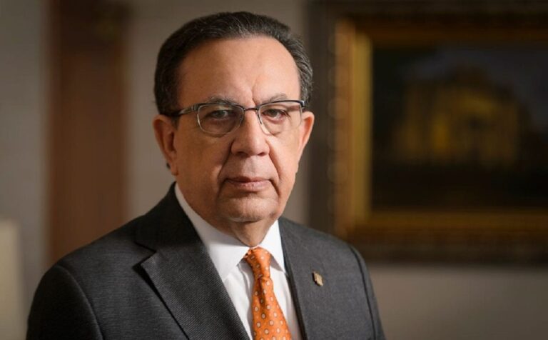 Gobernador Banco Central destaca ciberseguridad en RD